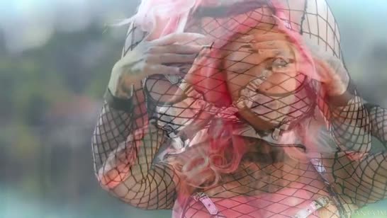 Такой развратный наряд несомненно привлечет трахаря 1