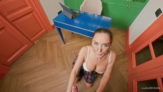 Luxury Girl устроила развратный перепихон в библиотеке 5