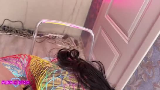 Purple Bitch в секс наряде успешно изменяет своему мужу 2